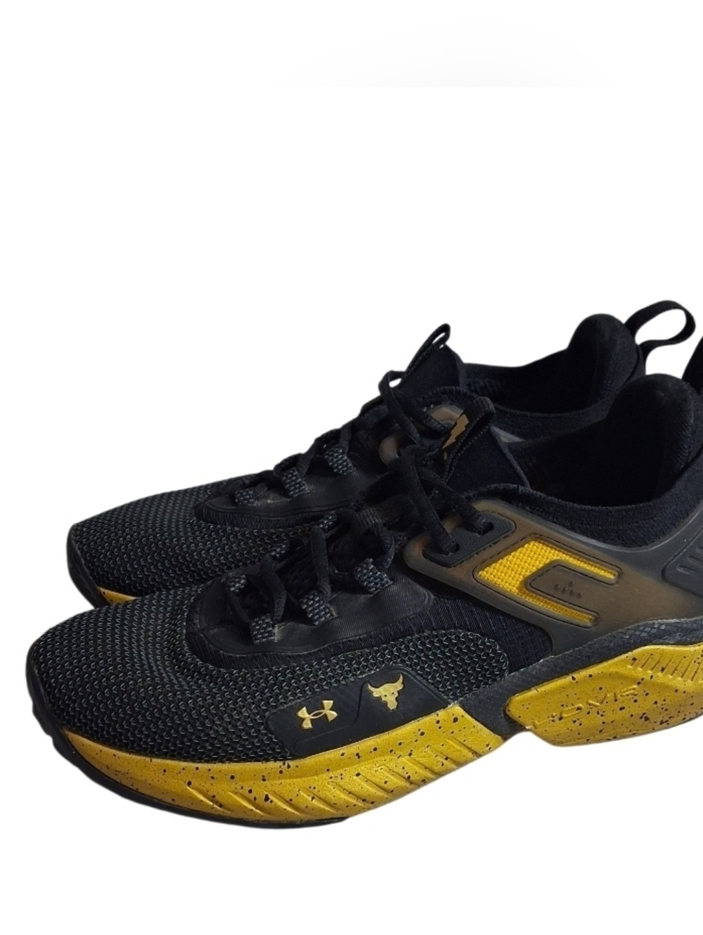 Under Armour Project Rock 5 Black Adam Men Size 8 Shoes Black Gold